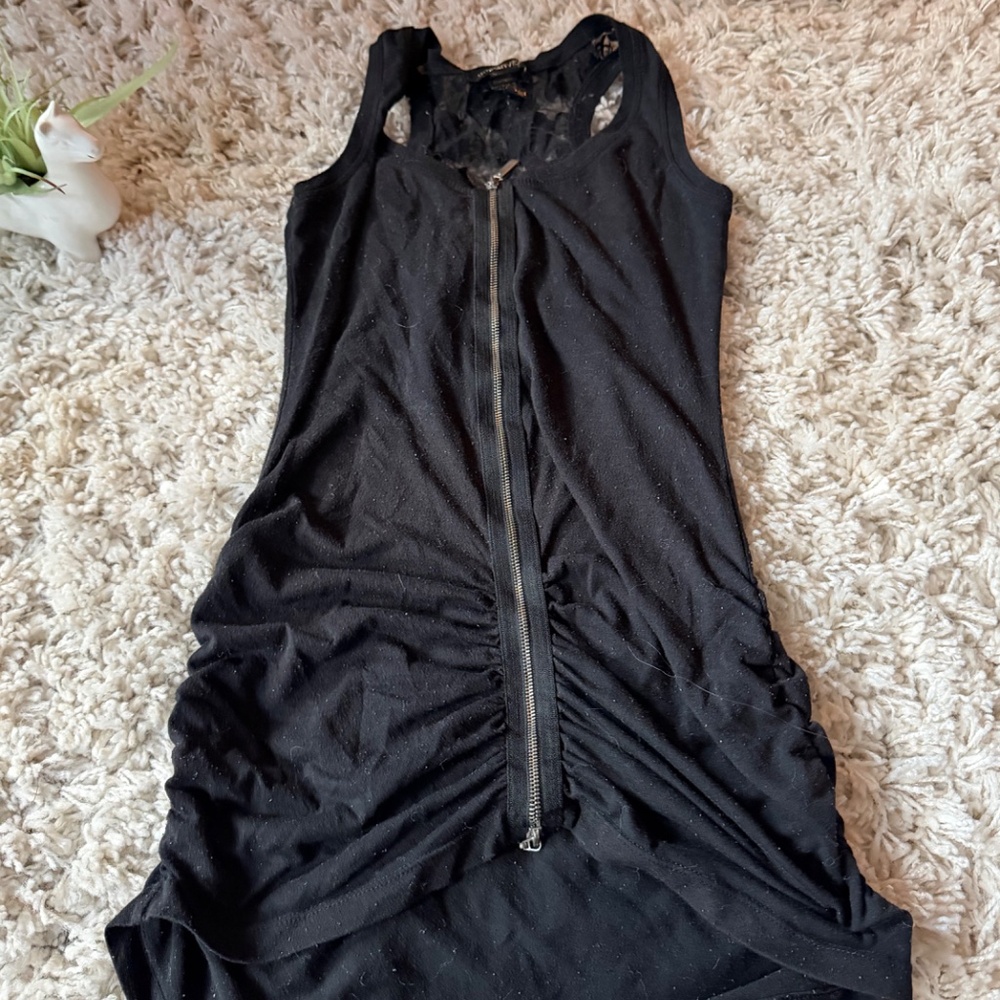 Urban vibe Black Sleeveless full zipper y2k vintage 2000s unique women’s Blouse - Picture 2 of 5
